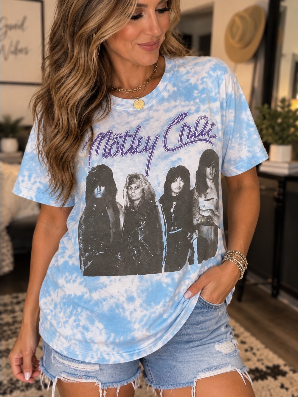 NWT - Motley Crue rhinestone tshirt